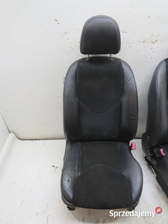 FOTEL PRAWY PRZEDNI PRZÓD RAV4 RAV4 III