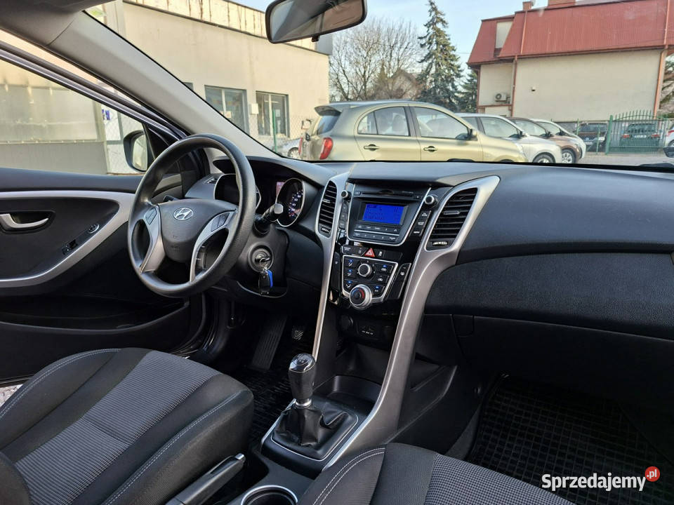 Hyundai i30 Kombi SALON 100 bezwypadkowy super światła LED Warszawa