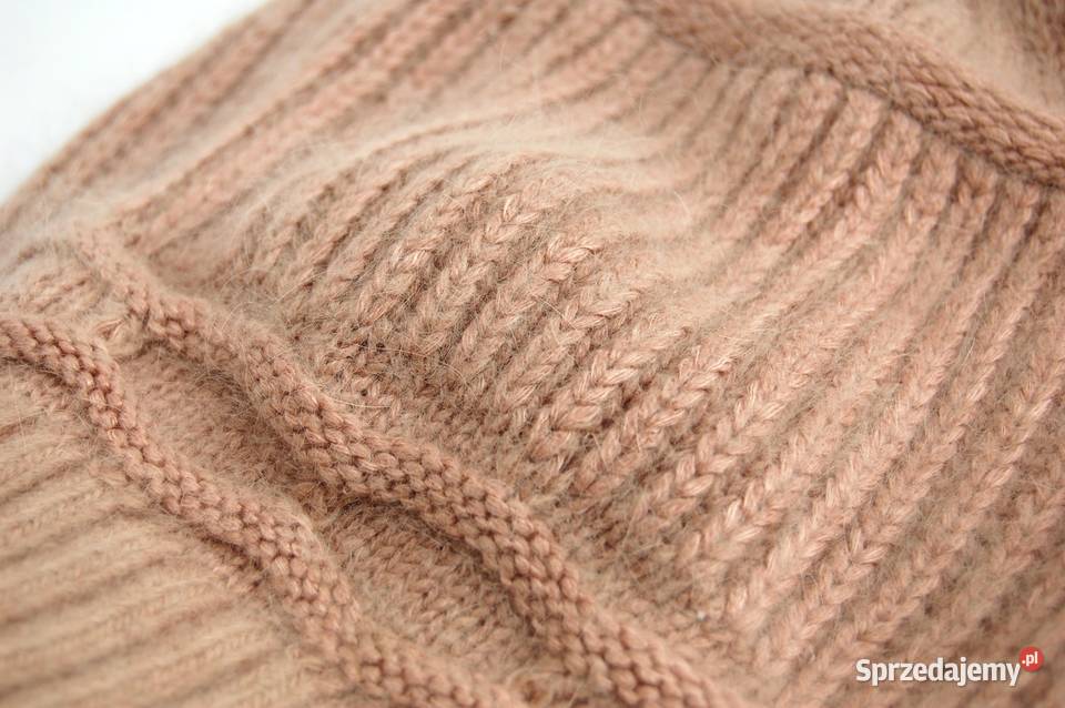 Czapka damska zimowa z angorą beż