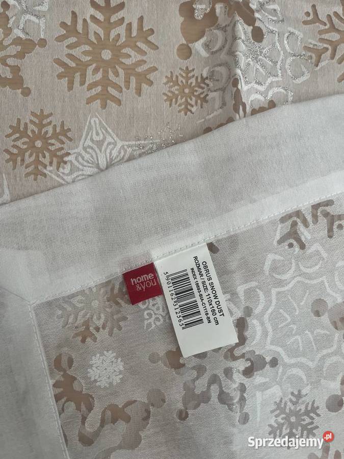 Obrus biały elegancki z przezroczystym wzorem