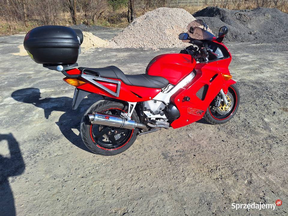 Honda VFR 800 Fi 1999r 800cm3 Macoszyn Duży