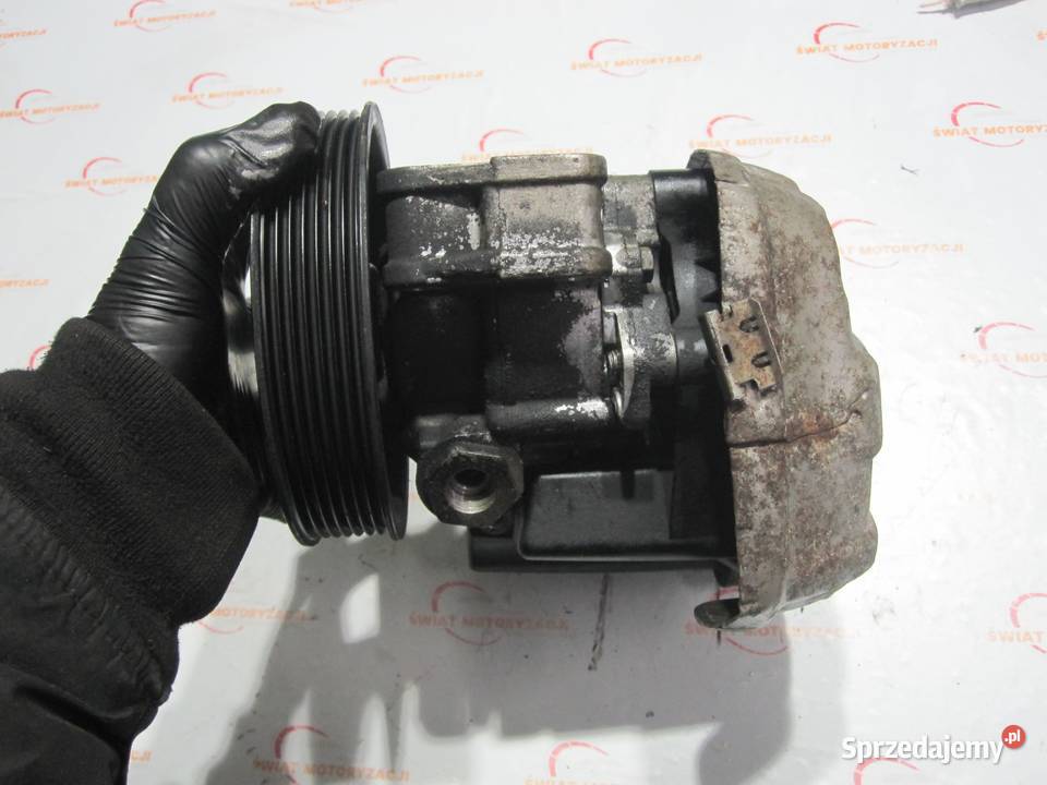 MERCEDES KLASA C W204 271950 184 18B pompa Kielce
