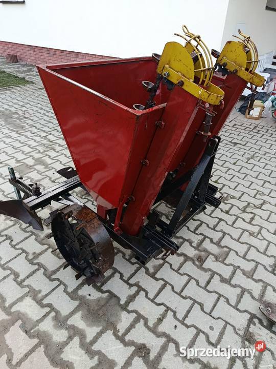 Sadzarka do ziemniaków fabryczna polska nieuszkodzony Limanowa