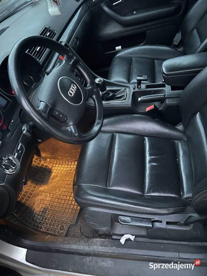 AUDI A4 B6 20 BENZYNA Sawin