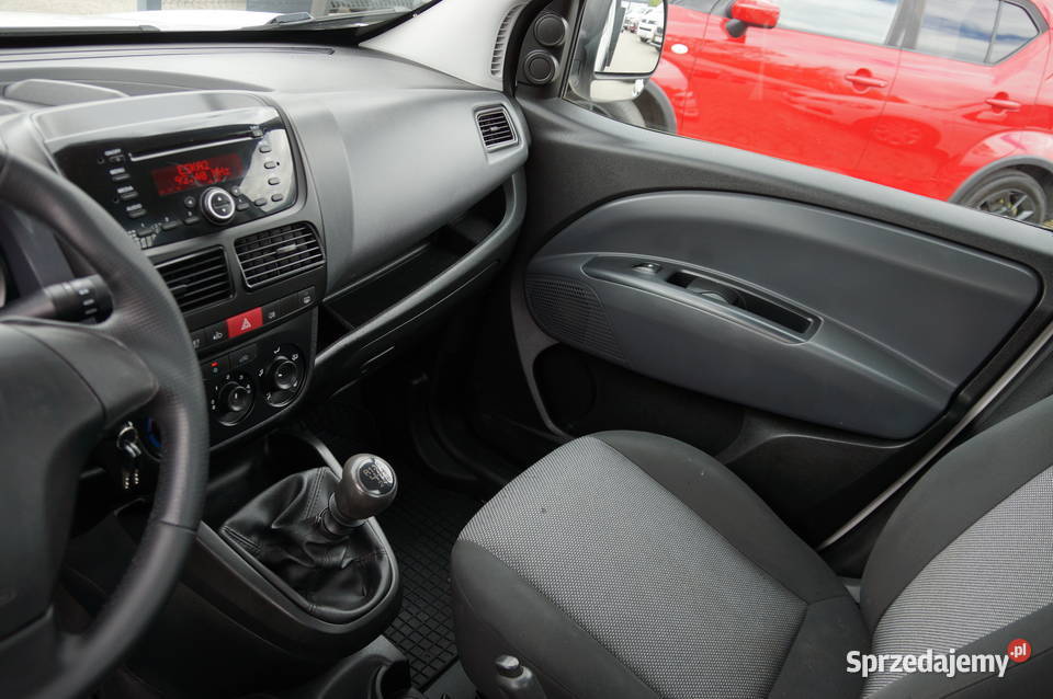 Fiat Doblo 16 Diesel 105 Klimatyzacja El szyby skrzynia Nowy Sącz