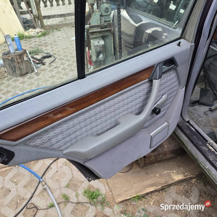 Mercedes W124 300 TD osobowe zachodniopomorskie