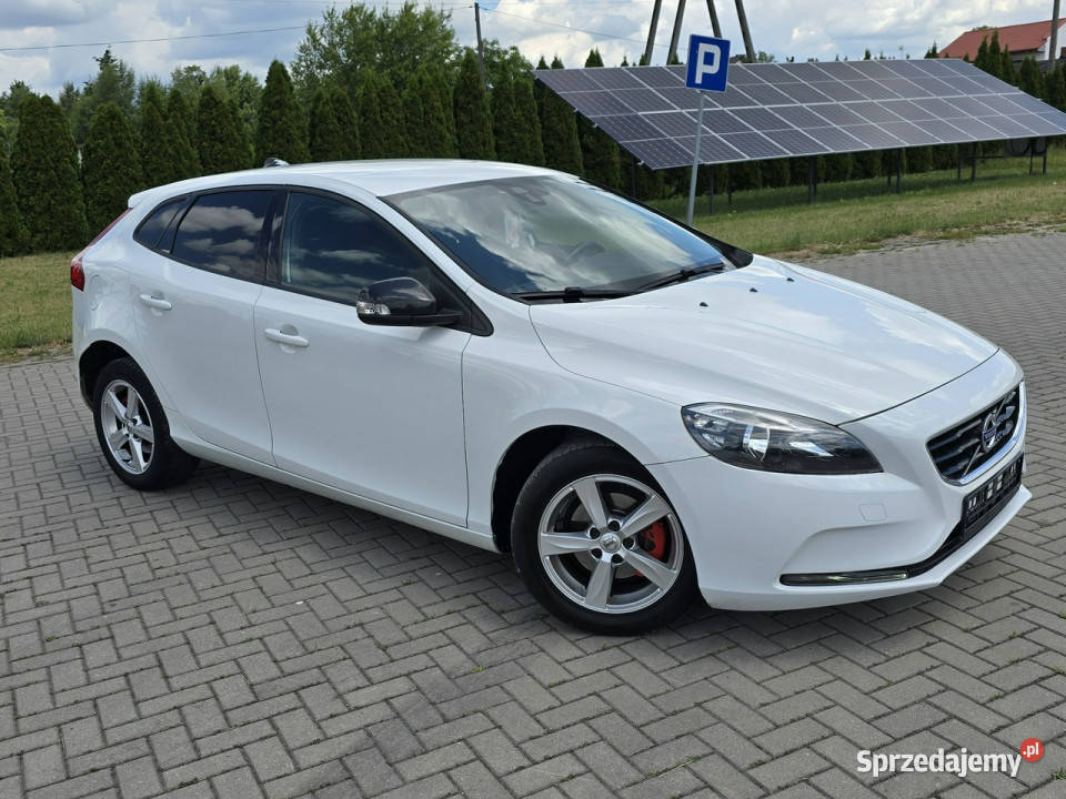 Volvo V40 16hdi NavigacjaTempomatKlimatr 2 lakier metallic Kutno