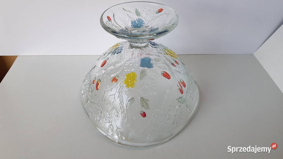 Owocarka Poziomki Strawberry z kolorowymi Porcelana i szkło Dąbrowa Górnicza sprzedam