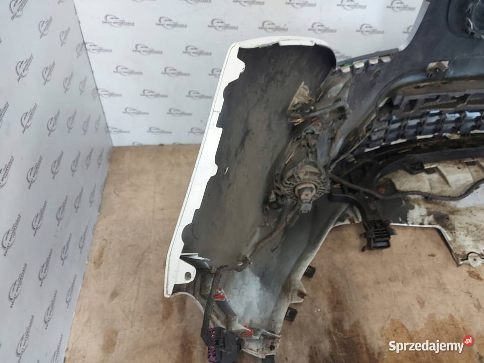 OPEL ZAFIRA TOURER C 13r Zderzak przód przedni osobowe Zderzaki Kielce