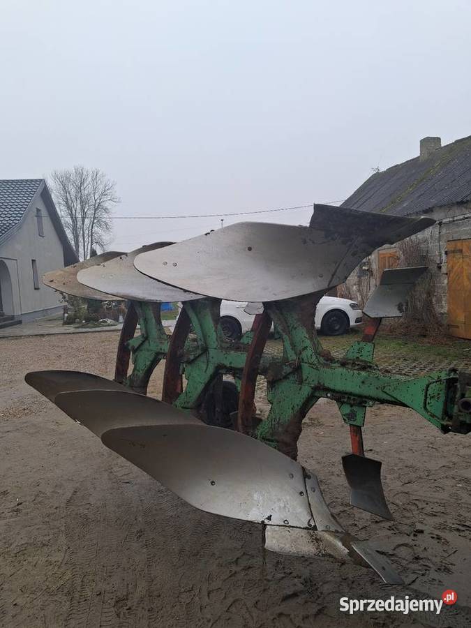 Pług 3 skibowy obrotowy non stop resor Charrues Łęczyca