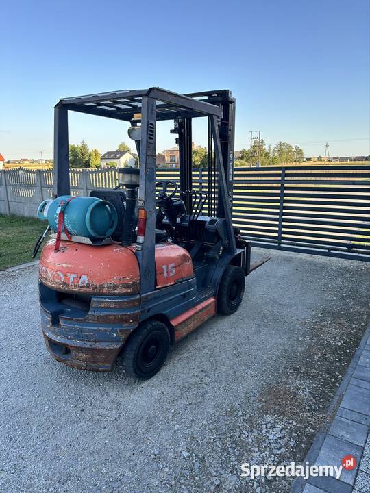 Wózek widłowy Toyota 15t 33m przesuw automat LPG łódzkie Rząśnia
