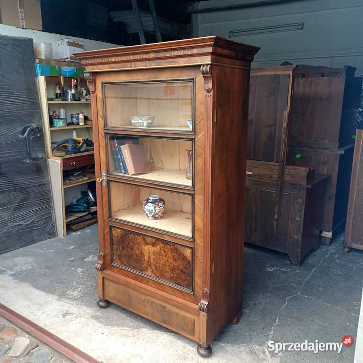 Reprezentacyjna Biblioteka Witryna w stylu wielkopolskie Suchorzew