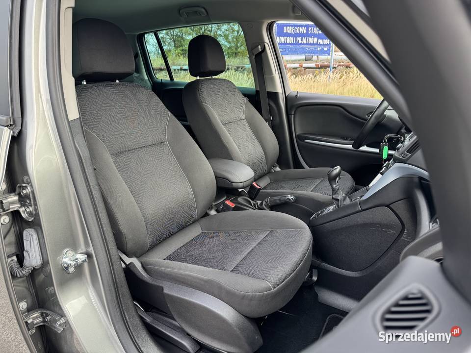 Opel Zafira 14 BENZYNA Klimatronik Nawigacja sprzedam