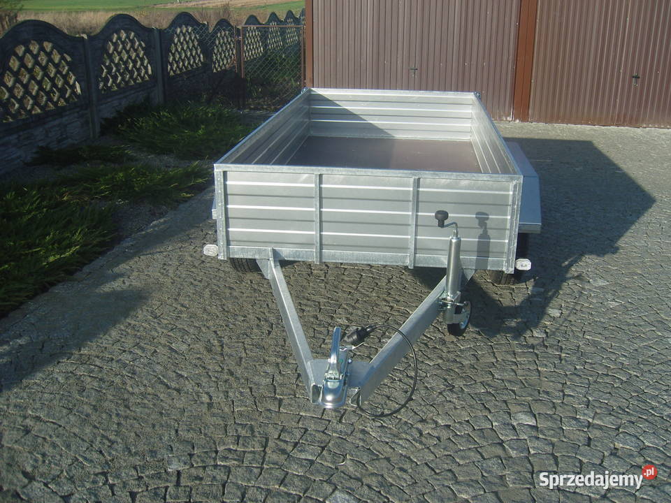 przyczepka samochodowa 265x130 dmc 750 2 osie towarowe Panki sprzedam