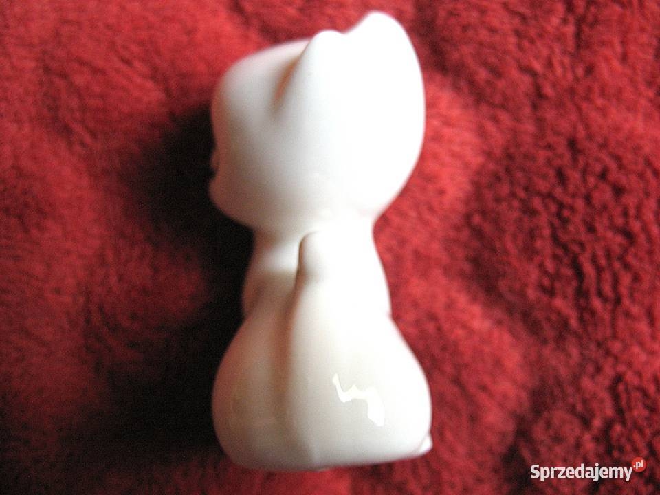 Kot biały kotek zamknięte oczka porcelana 6 x 4 Siedlce