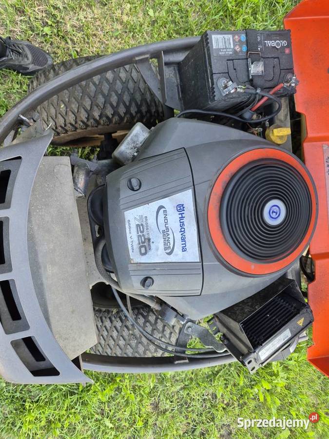 Husqvarna r 422ts awd wspomaganie hydraulika