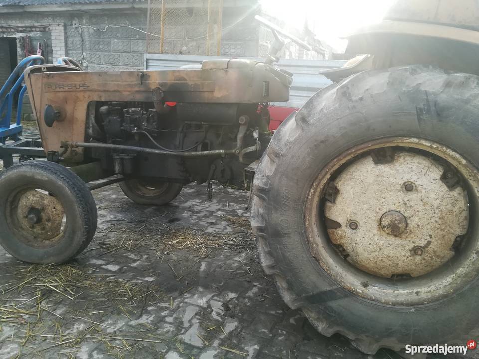 Ursus c 360 4011 Łomno