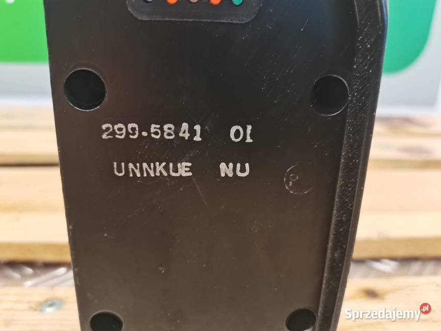 Przełącznik kierunku jazdy Cat 938H Wilkowo