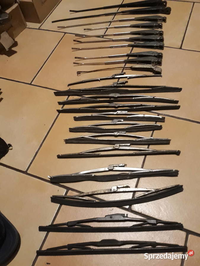 wyposazenie wnętrza fiat125p z czsów PRL Leszno