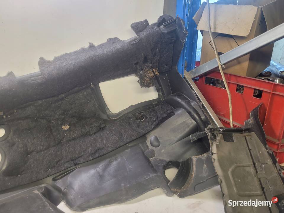 WYGŁUSZENIE ŚCIANY GRODZIOWEJ AUDI A4 B9 osobowe Pozostałe