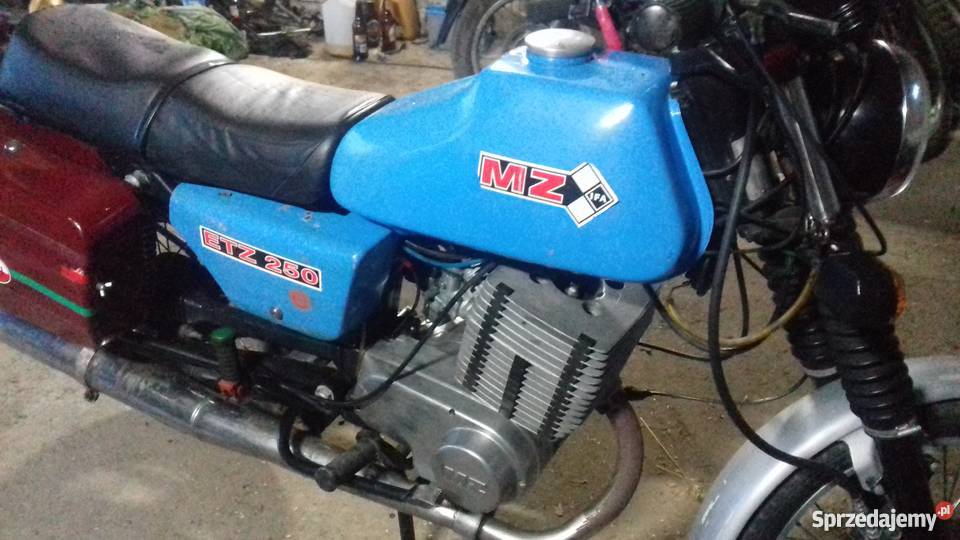 mz 250 etz oryginalny lakier wersja policyjna Baranów sprzedam