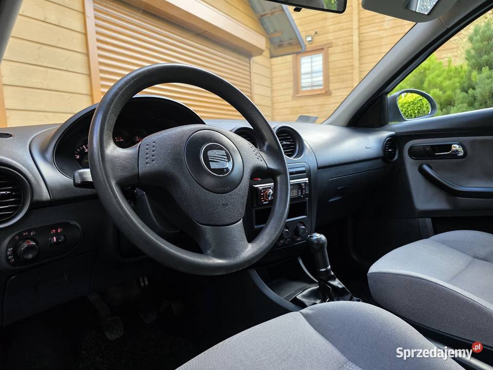 Seat Ibiza 2003r 14 BENZYNA Strzyżów