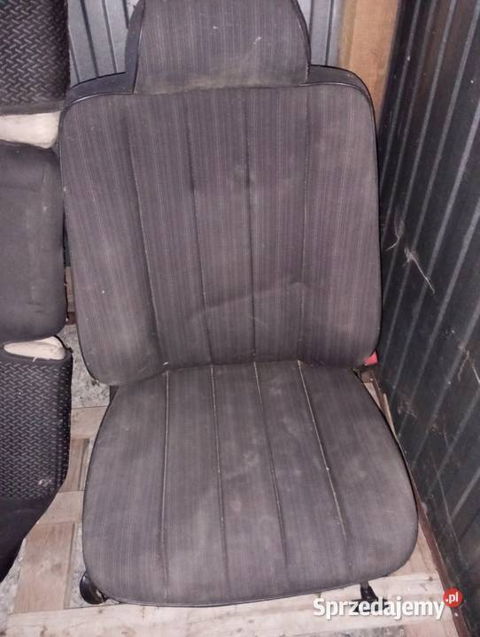 FOTEL PRAWY MERCEDES W124 CZARNA KRATKA Cieszyn