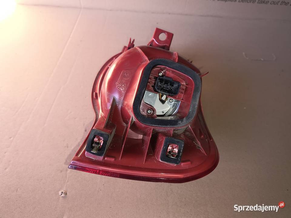 Vw Passat B6 kombi Lampa tył tylna lewa w dolnośląskie Domasław