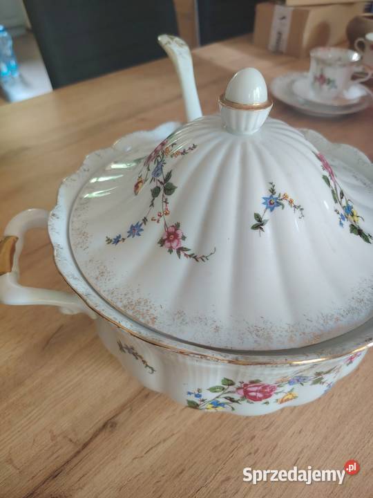 Waza porcelanowa z chochlą Iwona Chodzież Poznań