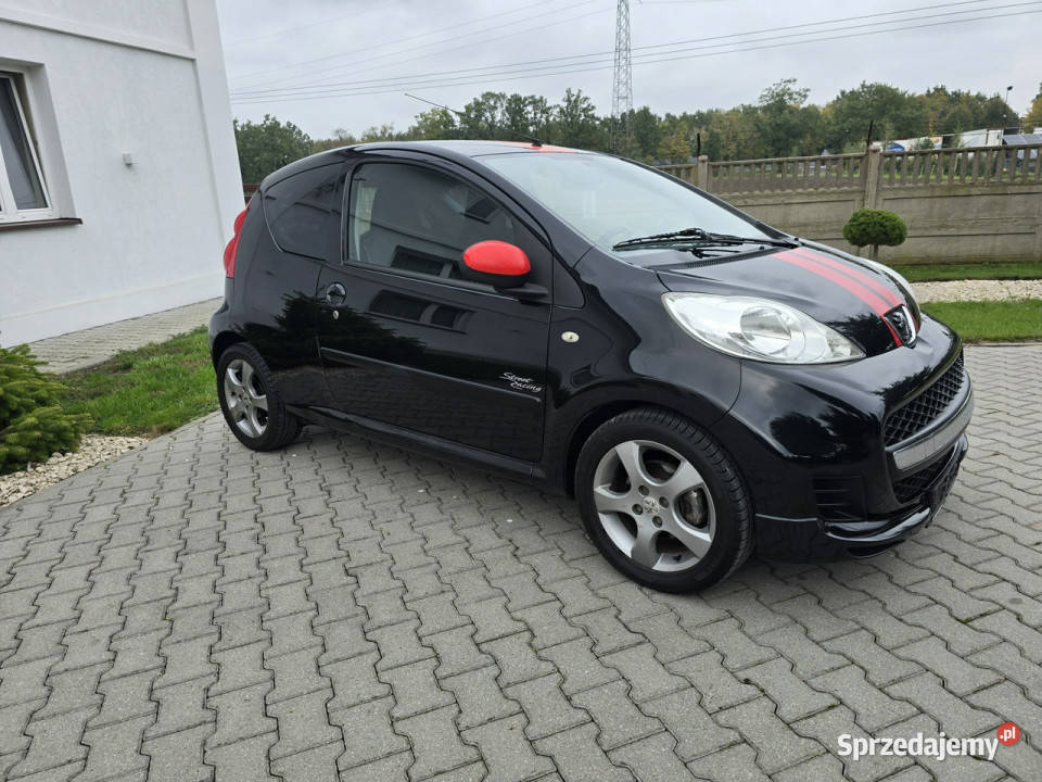 Peugeot 107 10Benz czarny Kutno