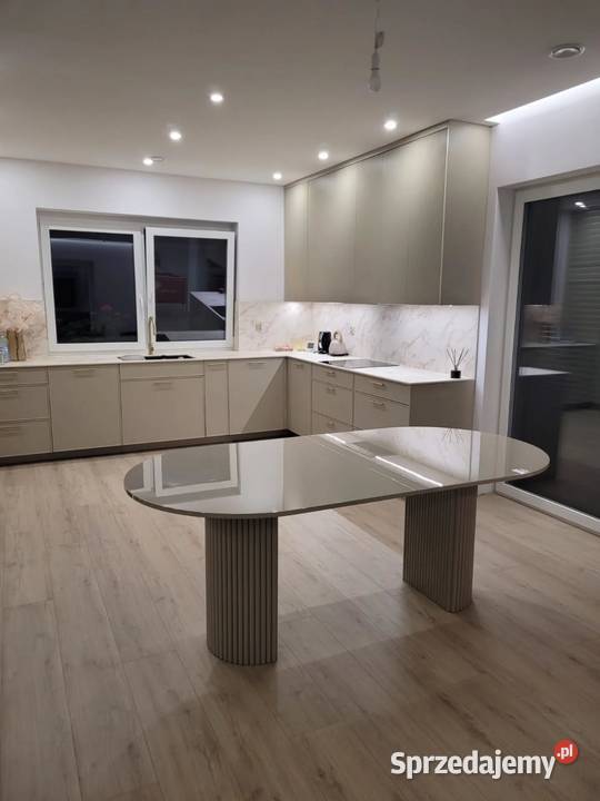 Stół LORIS stół z lamelami AKANT Meble małopolskie Gierałtowiczki