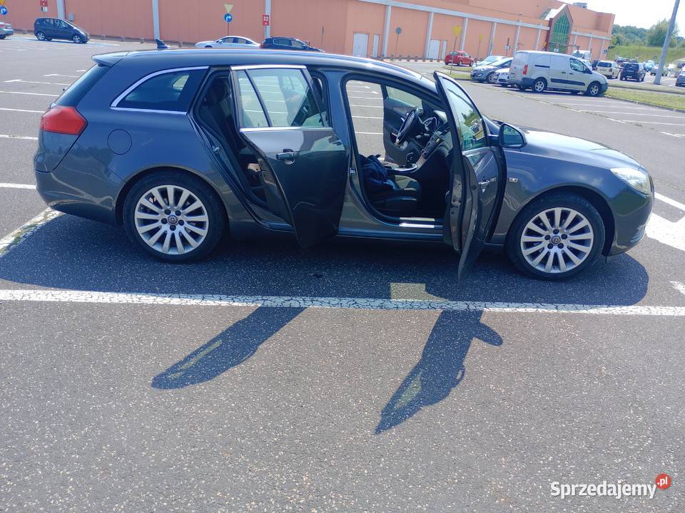 Opel Insignia 18gaznowy silnik czujnik deszczu śląskie sprzedam