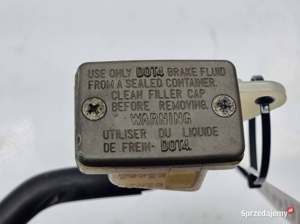 ZBIORNICZEK PŁYNU SUZUKI GSR 600 HAMULCOWEGO Lipno sprzedam