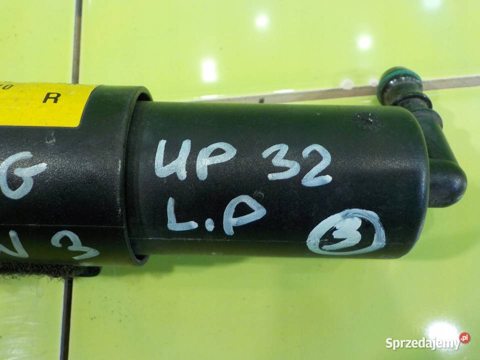 BMW 3 E92 20 D 10r 2D COUPE spryskiwacz lampy Suków sprzedam