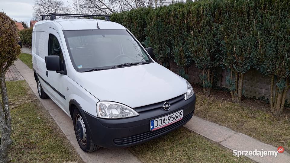 Opel Combo 14 benzyna 2009 142 000 Jelcz-Laskowice