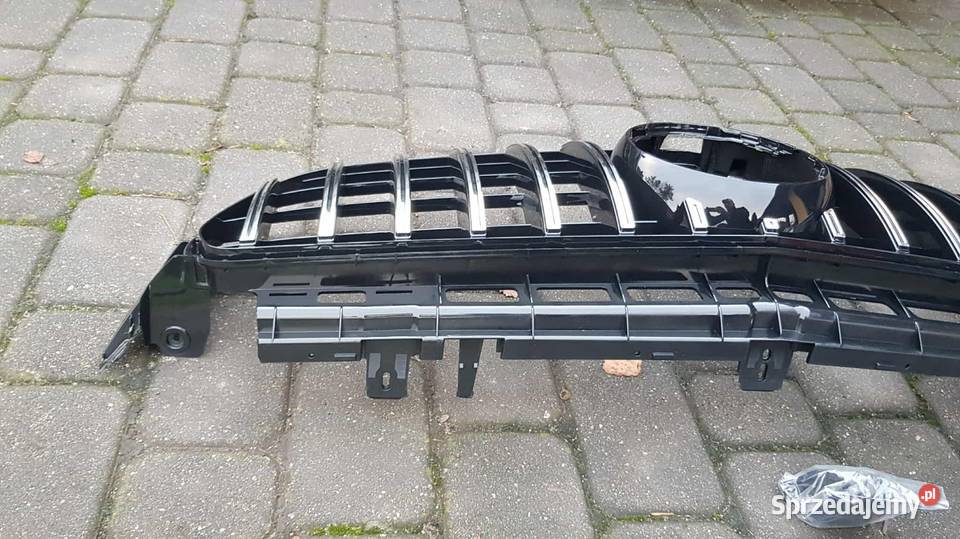 Atrapa gril Mercedes W213 przed lift