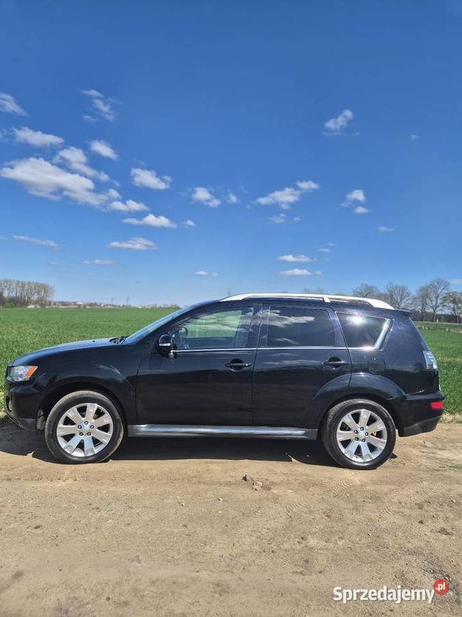 Mitsubishi Outlander 22 DiD 156 super stan podgrzewane fotele Nowogard