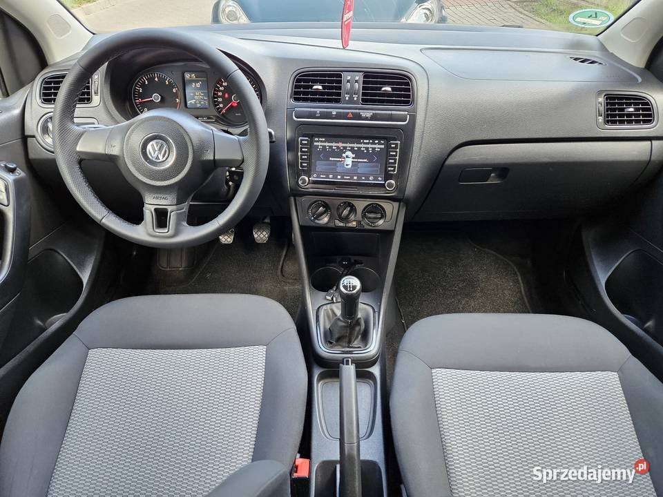 Volkswagen Polo mpi klimatyzacja nawigacja 1 sprowadzony Polo Koźmin Wielkopolski