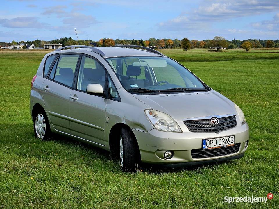 Toyota Corolla Verso 16 benzyna 2002 klima 194 194000km Kotórz Mały sprzedam