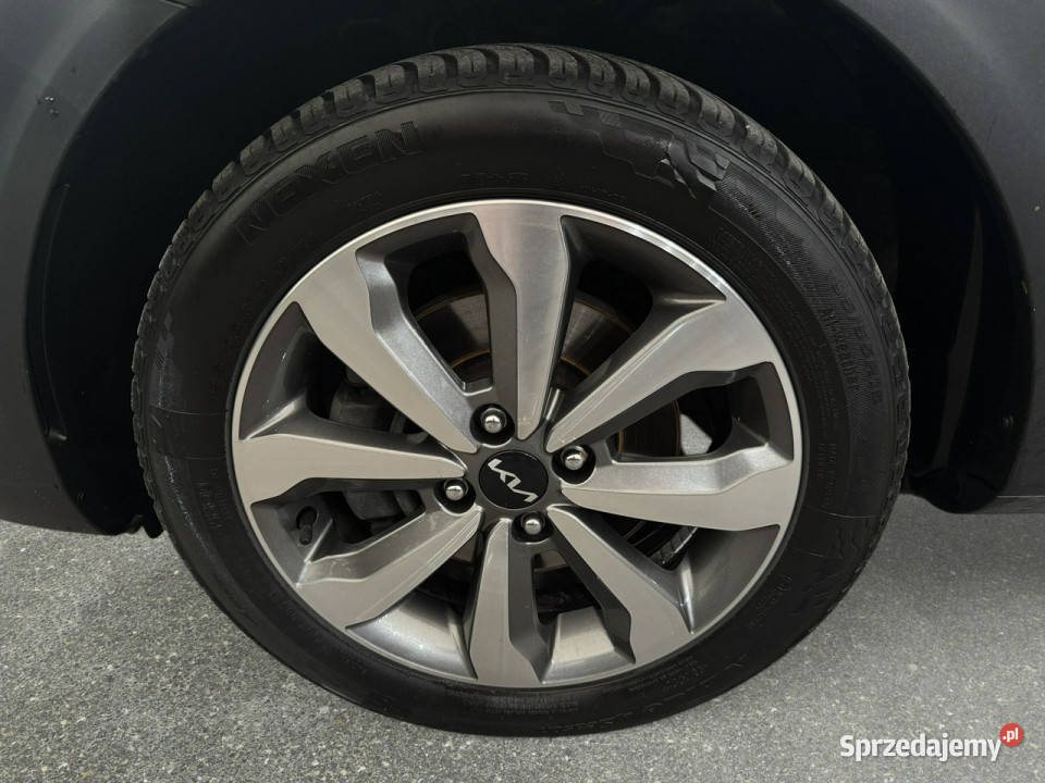 Kia Stonic VAT 23 10TGDI 100 M6 2023 r salon I Myślenice