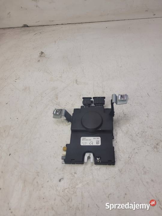 WZMACNIACZ ANTENY AUDI A3 8P LIFT 8P0035225 Sprzęt audio fabryczny Przystajń