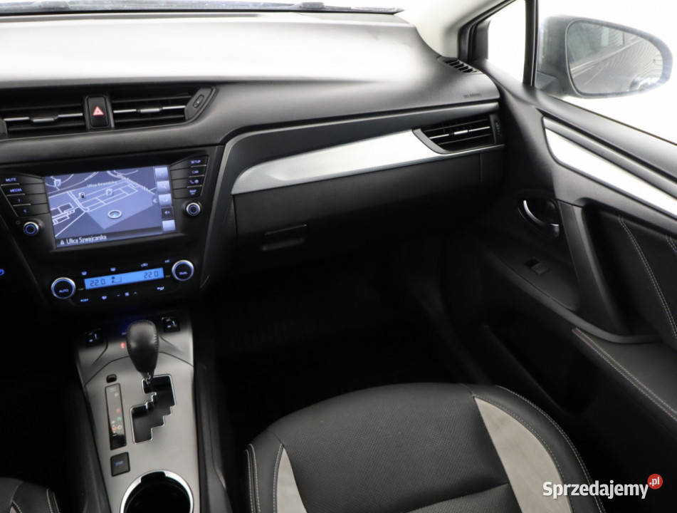 Toyota Avensis 18 Valvematic isofix Bielany Wrocławskie