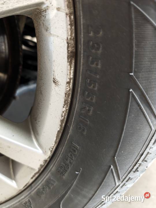 Opony zimowe Dunlop 235 55 r18 używane Stalowa Wola