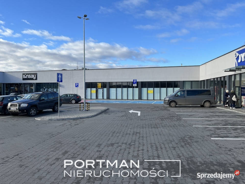 NA WYNAJEM LOKAL W GALERII HANDLOWEJ 610m2 610m2 Braniewo sprzedam