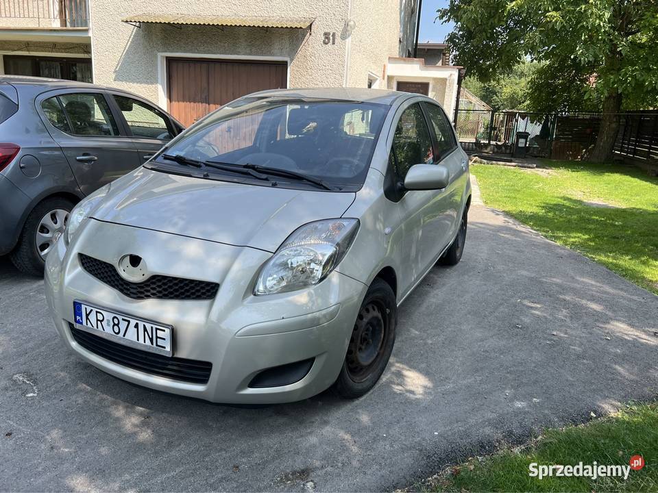 Toyota Yaris pierwszy właściciel kupowana w gniazdo AUX małopolskie