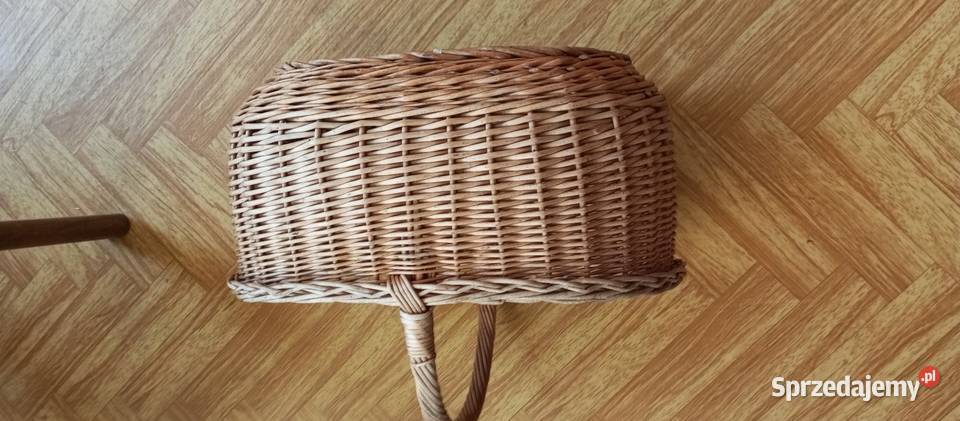 Koszyk wiklinowy