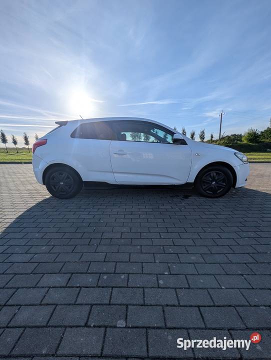 Sprzedam Kia Ceed 16 CRDi Diesel 2010 r sprawna przyciemniane szyby Wejherowo