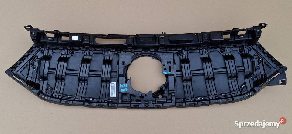 MERCEDES EQA EQB W243 Z243 GRILL ATRAPA lubuskie Bieleń
