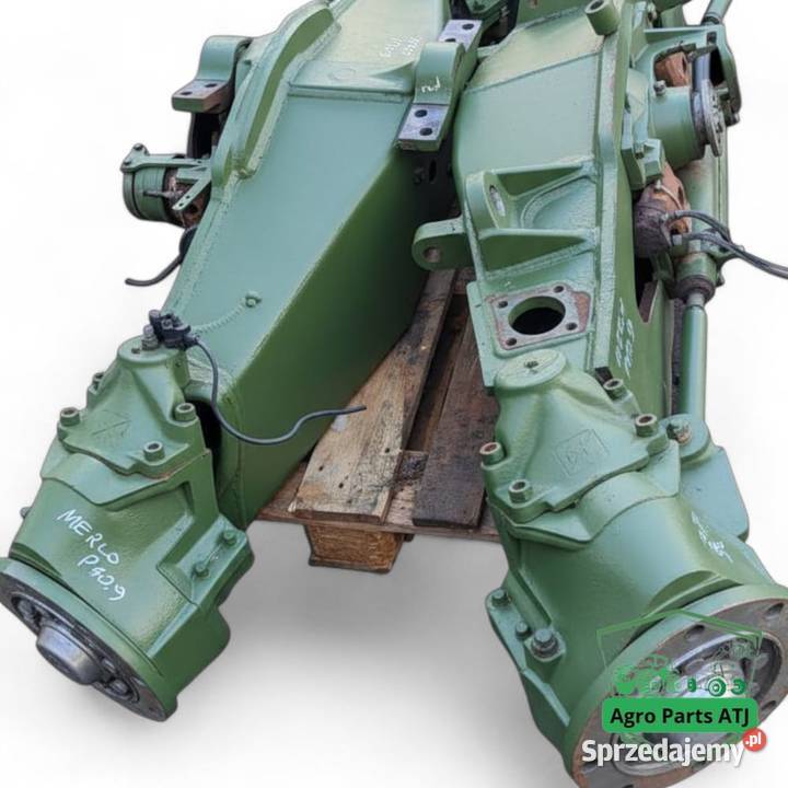 Zwolnica Zwrotnica Piasta Półoś Merlo P 409 KATF Ciechanowiec