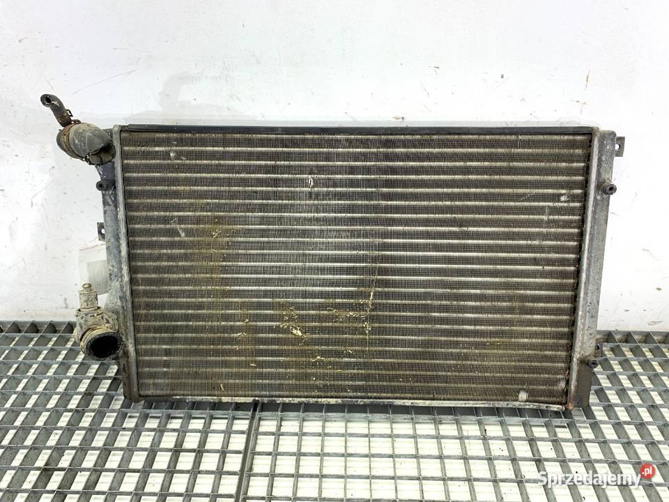 CHŁODNICA WODY AUDI A3 8P 19 105 0313 RADIATOR sprzedam